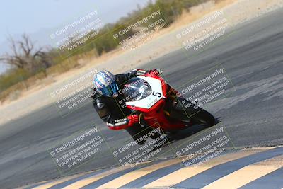 media/Mar-28-2022-Superbike Trackdays (Mon) [[b8603d0f67]]/Open Track Time/Turn 3 Inside/